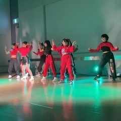 KPOPダンス！初心者大歓迎☆八尾市ダンススタジオ − 大阪府