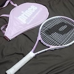 テニスラケット（硬式）　Prince　白ピンク　子供用　ケース付き