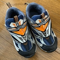 滑り止め付き　冬靴　サイズ17