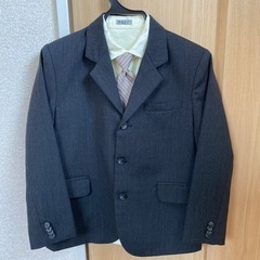 【ネット決済】男児用のスーツ