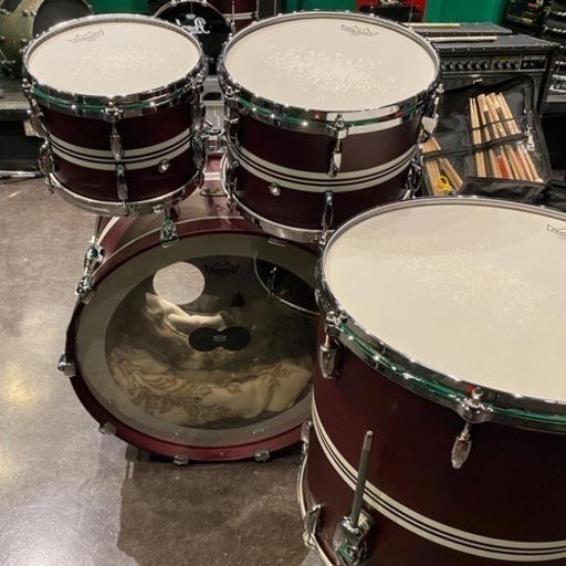 中古美品！Pearl Masters Maple Gum 22”16”12”10 中古美品！Pearl Masters Maple Gum 22”16”12”10
