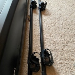 ルーフボックス　イノー　inno