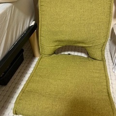 緑 座椅子