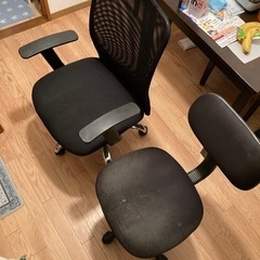 【ネット決済】椅子　二つ　