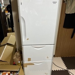 2014年製 HITACHI 冷蔵庫 3ドア 値下げ中です( ^...