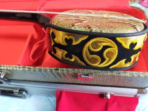 上等本皮強化張り三線その③