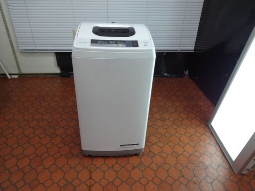 ID 992910　洗濯機　日立5.0Kg　２０１５年製　NW-5WR