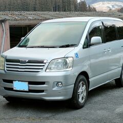 【決まりました】トヨタ ノア 4WD 電動スライドドア 車検令和...