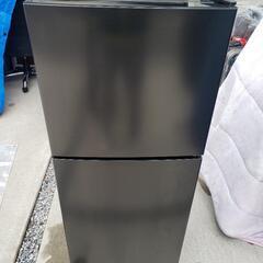 ☆極美品☆maxzen 冷蔵庫 2020年製 JR138ML01GM 138L 右開き 2ドア 一人暮らし 単身 同棲 便利 黒 ブラック マクスゼン

