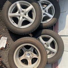 スタッドレスタイヤ　ヨコハマ