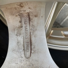 スタッドレスタイヤ　ヨコハマ