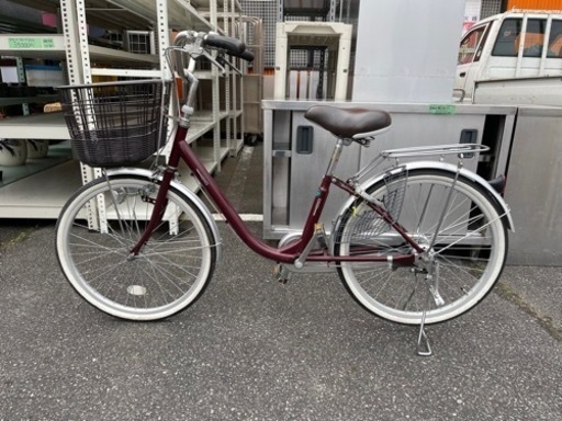 ２２インチ　自転車　低くくて、すぐに足がつきます