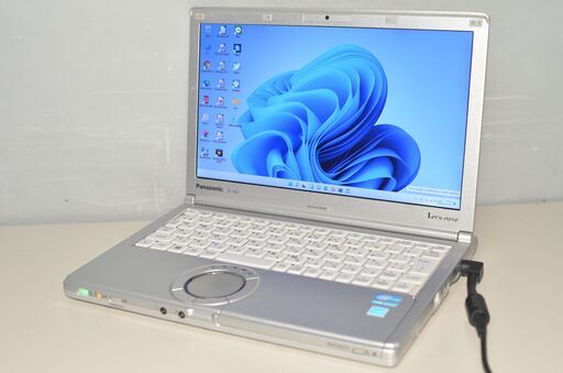 日本製 軽量ノートPC 最新Windows11 新品爆速SSD240GB Panasonic CF