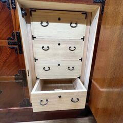 ◎B252 和タンス　箪笥　和風　昭和レトロ