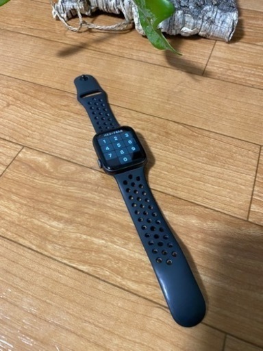 Apple Watch series4  Nike gpsモデル