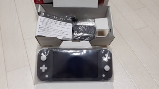 任天堂　新品未使用　Switch light 値下げ　2万→18000