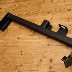 トヨタ グランビア ヒッチメンバー VCH16W 4 WD ガソリン　3.4L にて使用　2インチ角　取付ボルト付き マットブラックチッピング塗装