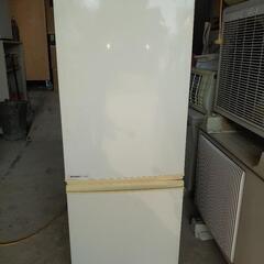 ２ドア冷蔵庫　SHARP　167L　2010年製