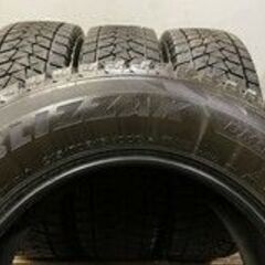 BS BLIZZAK DM-V2 215/70R16 16インチ スタッドレス 4本 デリカD:5 アウトランダー RAV4 クルーガー等　(TC504) クレジットカード QRコード決済可能