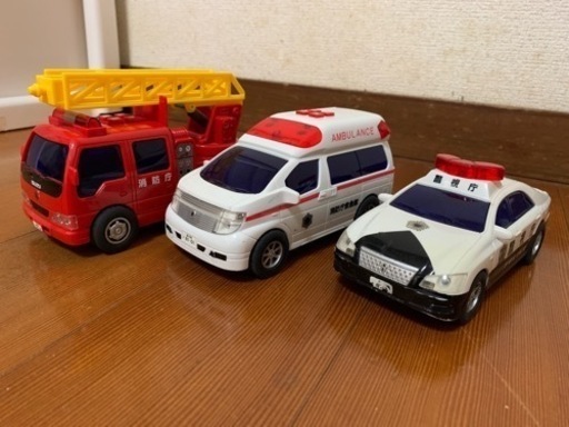 おしゃべりパトカー救急車消防車 いさすけ 加賀笠間のおもちゃの中古あげます 譲ります ジモティーで不用品の処分