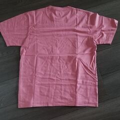 【新品】ユニクロ  ワンピースの男女兼用のTシャツ① - 服/ファッション