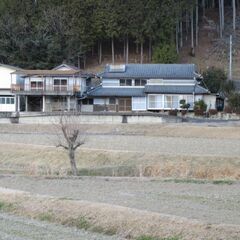 地続き農地付きの古民家物件　離れと倉庫あり