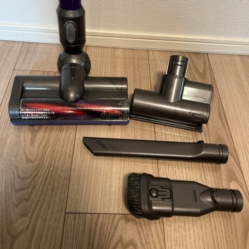 【used・ノズル4個付き】dyson ダイソン  V6