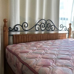 ★引越し間近の為最終お値下げ中★ダブルサイズ ベッドフレーム+マットレスセット