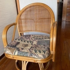 竹製座椅子