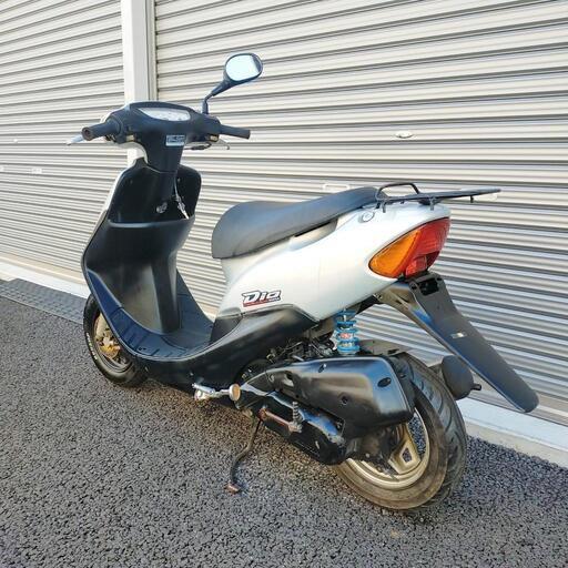 999.高馬力2スト 35ライブディオ バッテリーシート新品 千葉県柏市