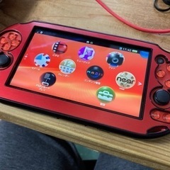 【ネット決済・配送可】PS vita PCH-2000 赤色　中古品