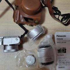 パナソニックミラーレス一眼カメラ　LUMIX