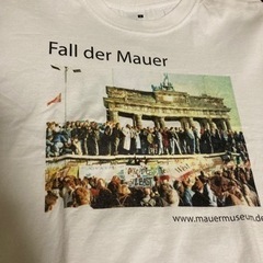 ベルリンの壁　Tシャツ Sサイズ