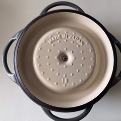 バーミキュラ　オーブンポットラウンド18cm【パールグレー】　中古　美品