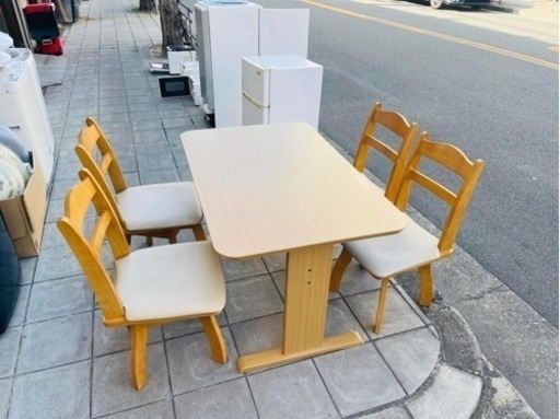ダイニングテーブル5点セット回転椅子