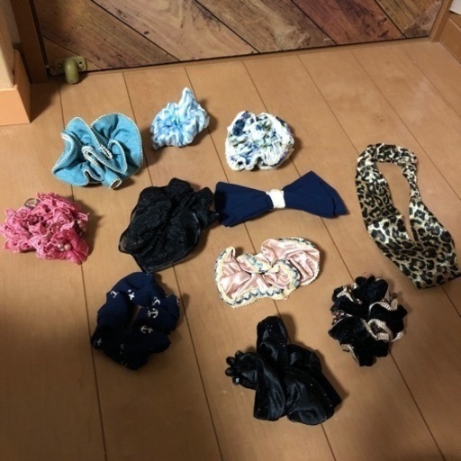 ヘアアクセサリーシュシュ かまめ 高座渋谷の服 ファッションの中古 古着あげます 譲ります ジモティーで不用品の処分