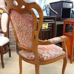 アンティーク家具 チェア 彫刻細工 布製 猫脚 ネコ脚 肘掛け 赤系 花柄□