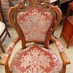 アンティーク家具 チェア 彫刻細工 布製 猫脚 ネコ脚 肘掛け 赤系 花柄□