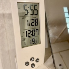 【ネット決済】デジタルクロック 温度計付き キッチンや洗面所玄関...