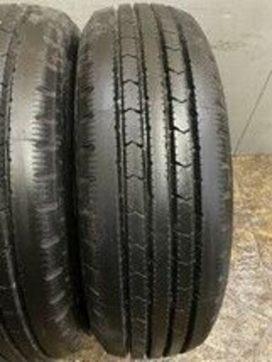 BS V-STEEL RIB R202 225/70R16 117/115L LT 16インチ トラックタイヤ