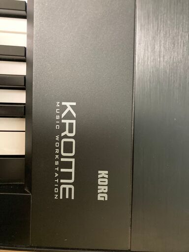 Korg Krome 88 Professional Keyboard 安い値段。