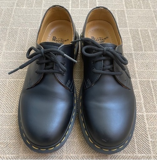 【正規品直輸入】 ドクターマーチン 3ホール 革靴