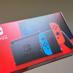 【ネット決済】【取引中】Nintendo Switch  バッテ...