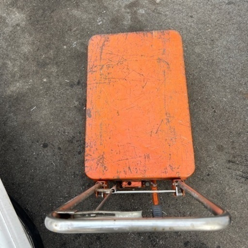 油圧式昇降台車