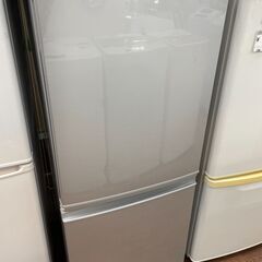 リサイクルショップどりーむ天保山店　No5681　冷蔵庫　中古　１３７L　シャープ　２０１７年製　激安