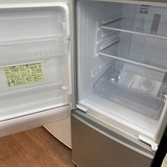 リサイクルショップどりーむ天保山店　No5681　冷蔵庫　中古　１３７L　シャープ　２０１７年製　激安