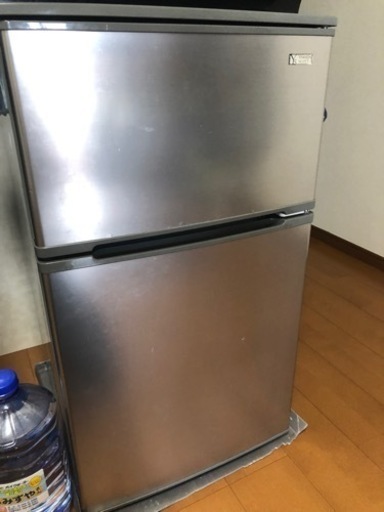 冷蔵庫　　90l