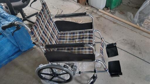 松永製作所製折り畳み式車椅子です。