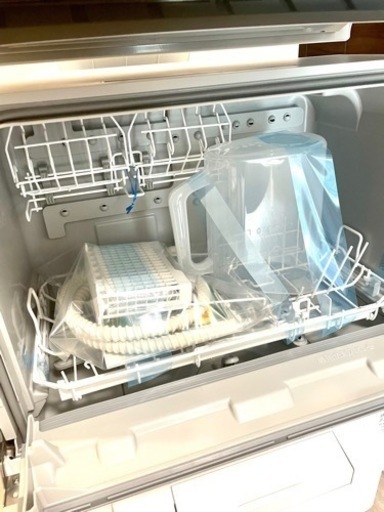 新品未使用　パナソニック食洗機　タンク付き工事不用　NP-TSP1-W