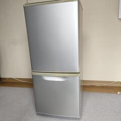 パナソニック冷蔵庫　NR-B141W